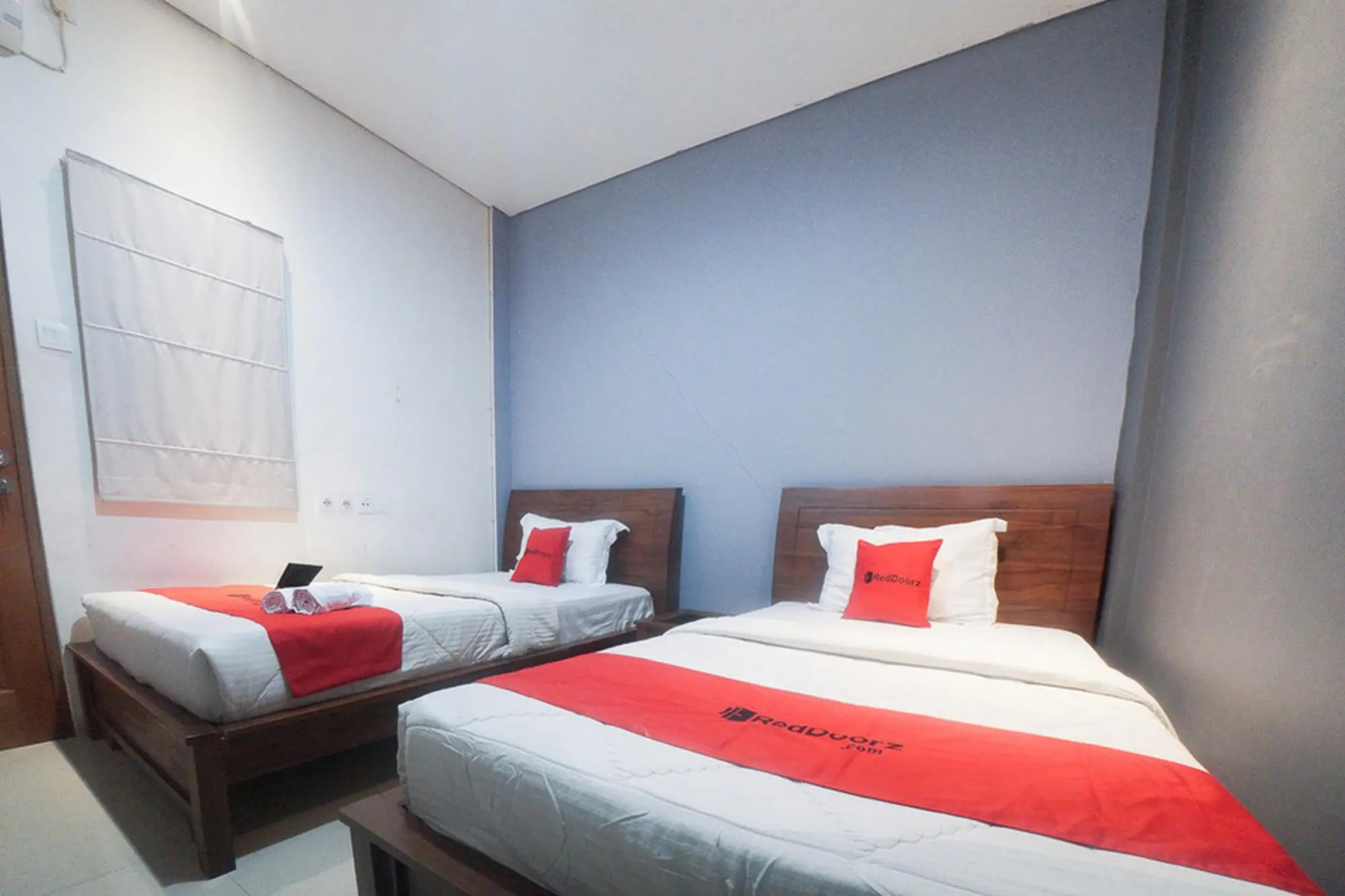 Foto - RedDoorz Plus near Green Pramuka Square Mall
