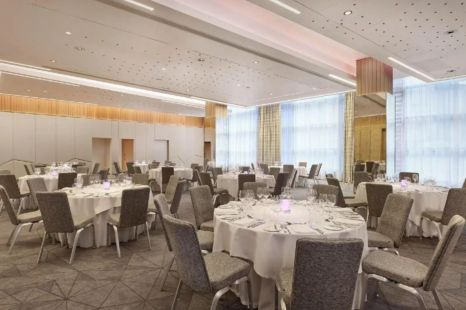 Photo - Sheraton Grand Hotel & Spa