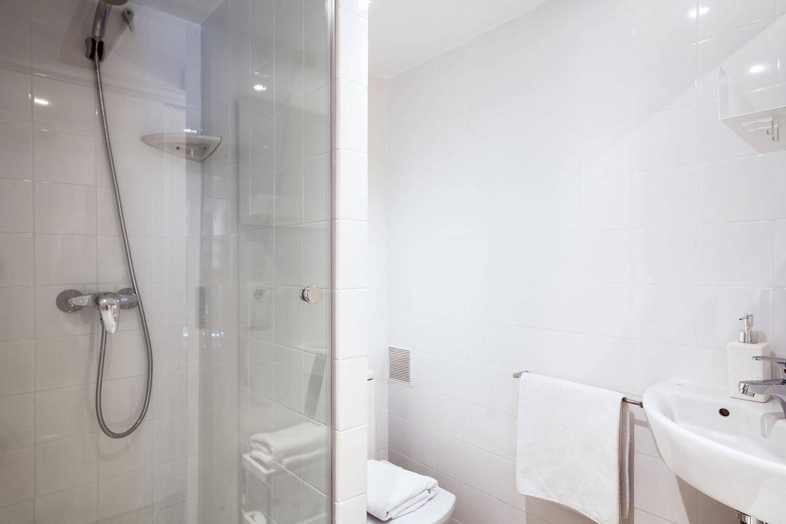 Photo - Inside Barcelona Apartments Esparteria