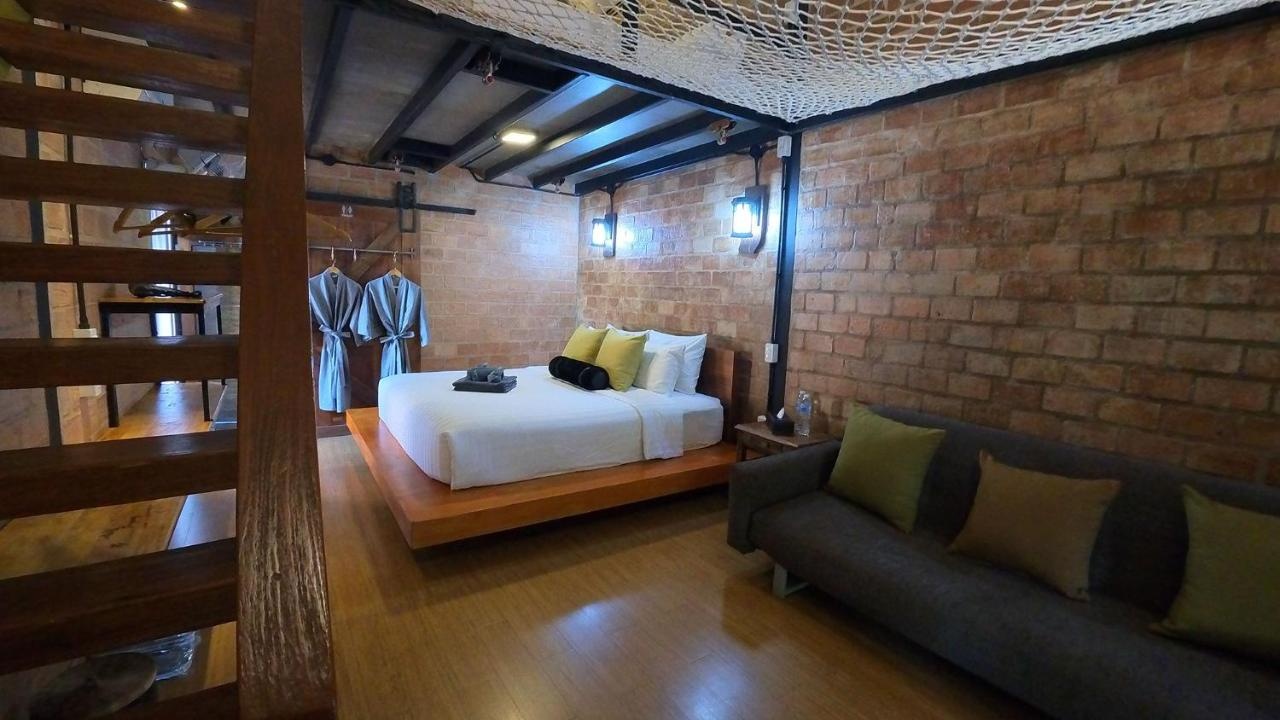 Photo - Tolani Riverside Chiang Mai Villa