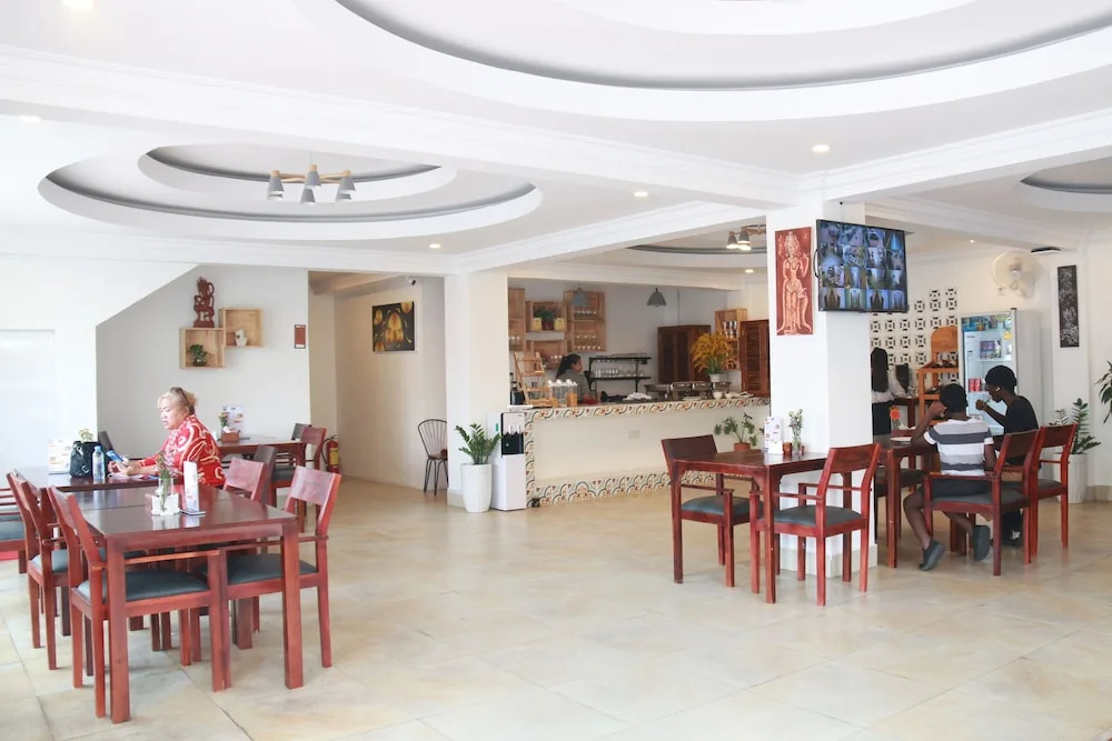 Photo - White Corner Hotel