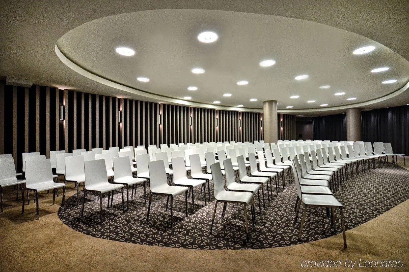 Foto - Sound Garden Hotel Airport