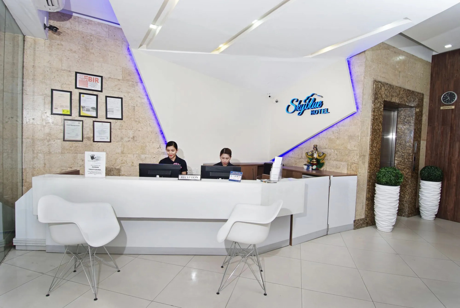 Photo - Skyblue Hotel