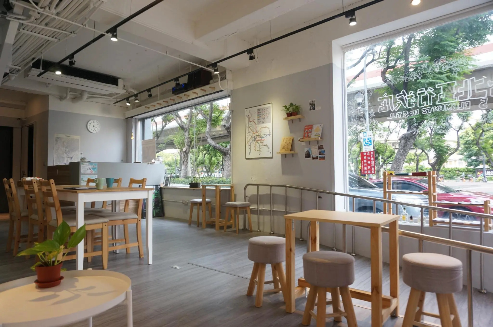 Photo - Corner Hostel & Cafe