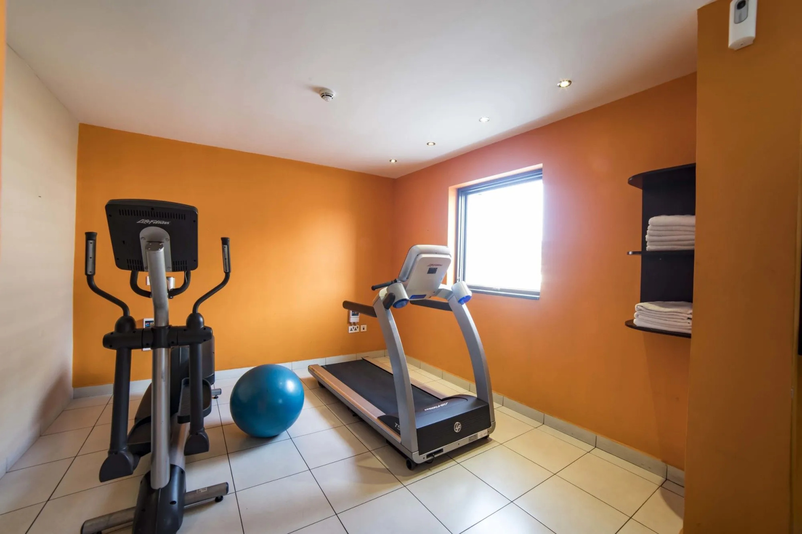 Photo - Ibis Styles Accra Airport