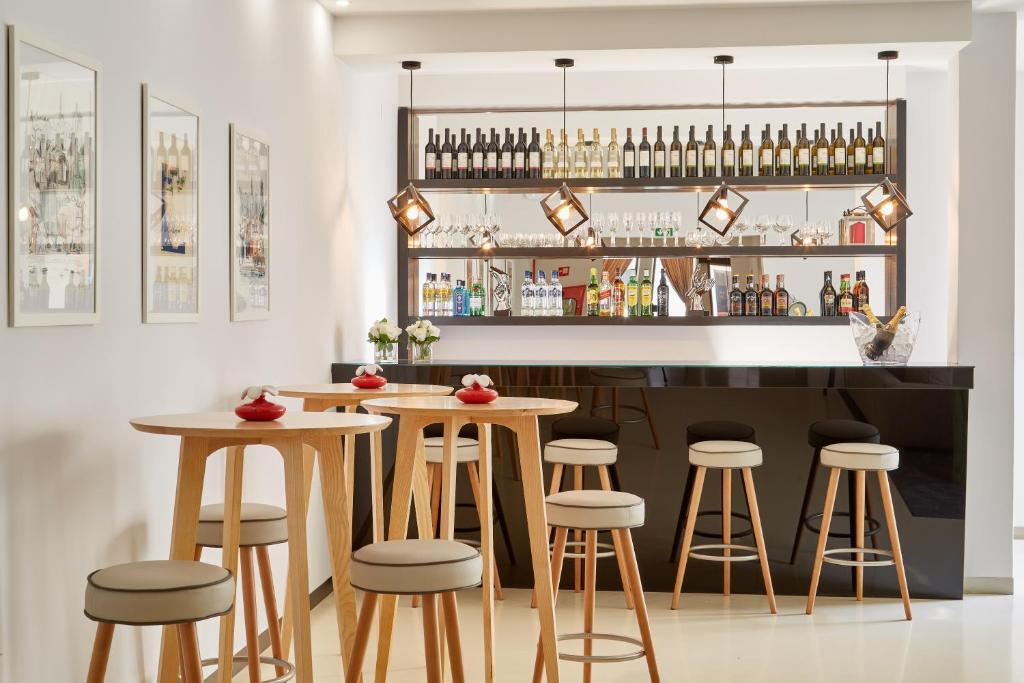 Photo - Porto Domus Hotel