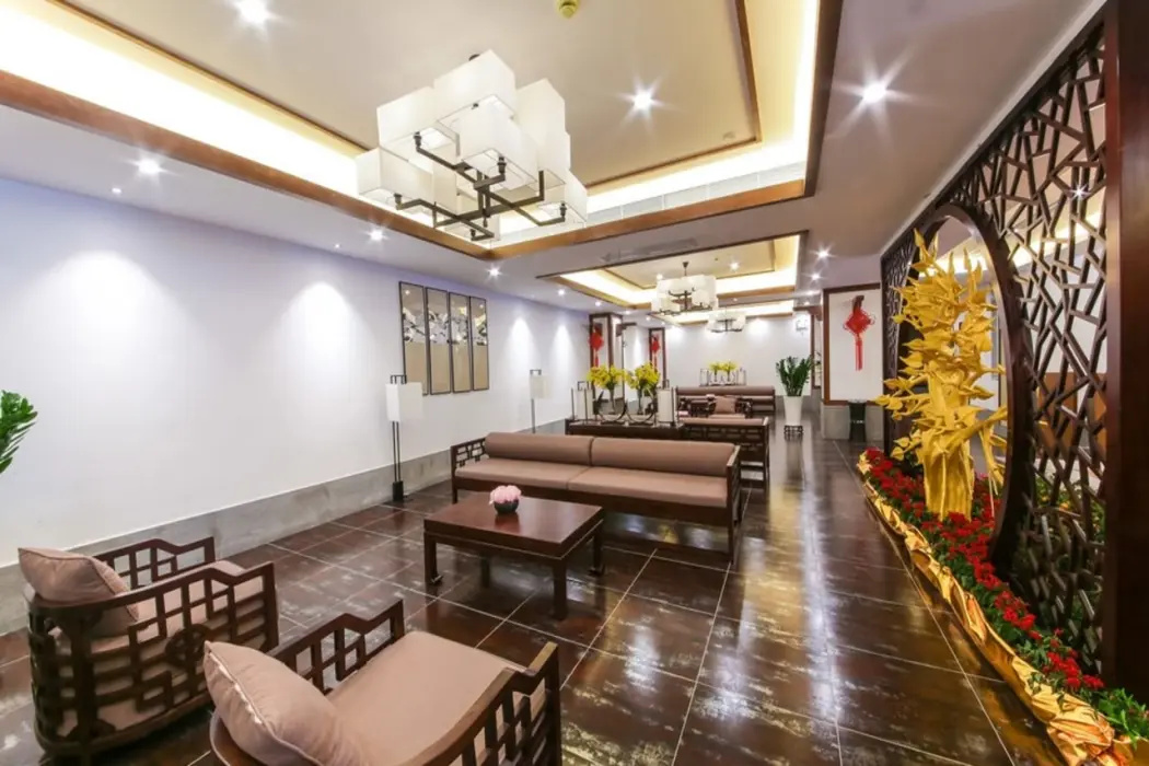 Heyuan Bavarian Manor Argyle Resort & Austere Bodhi Hotel