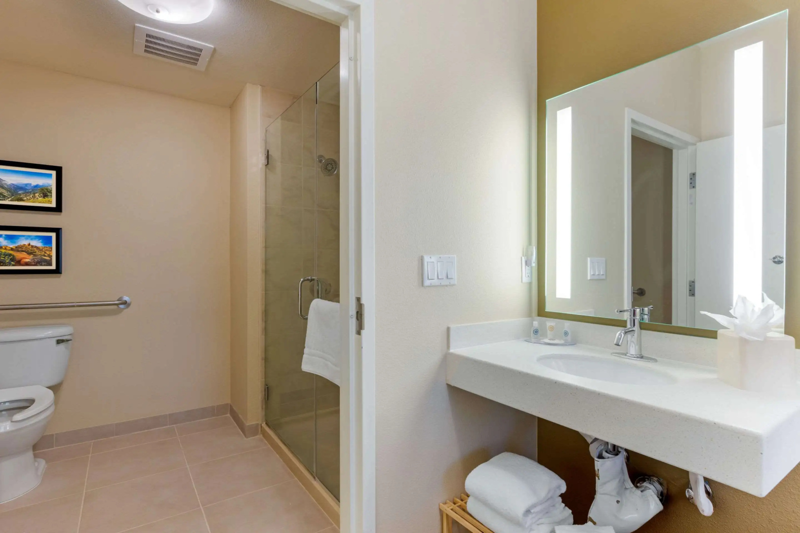Foto - Comfort Inn & Suites near Ontario Airport