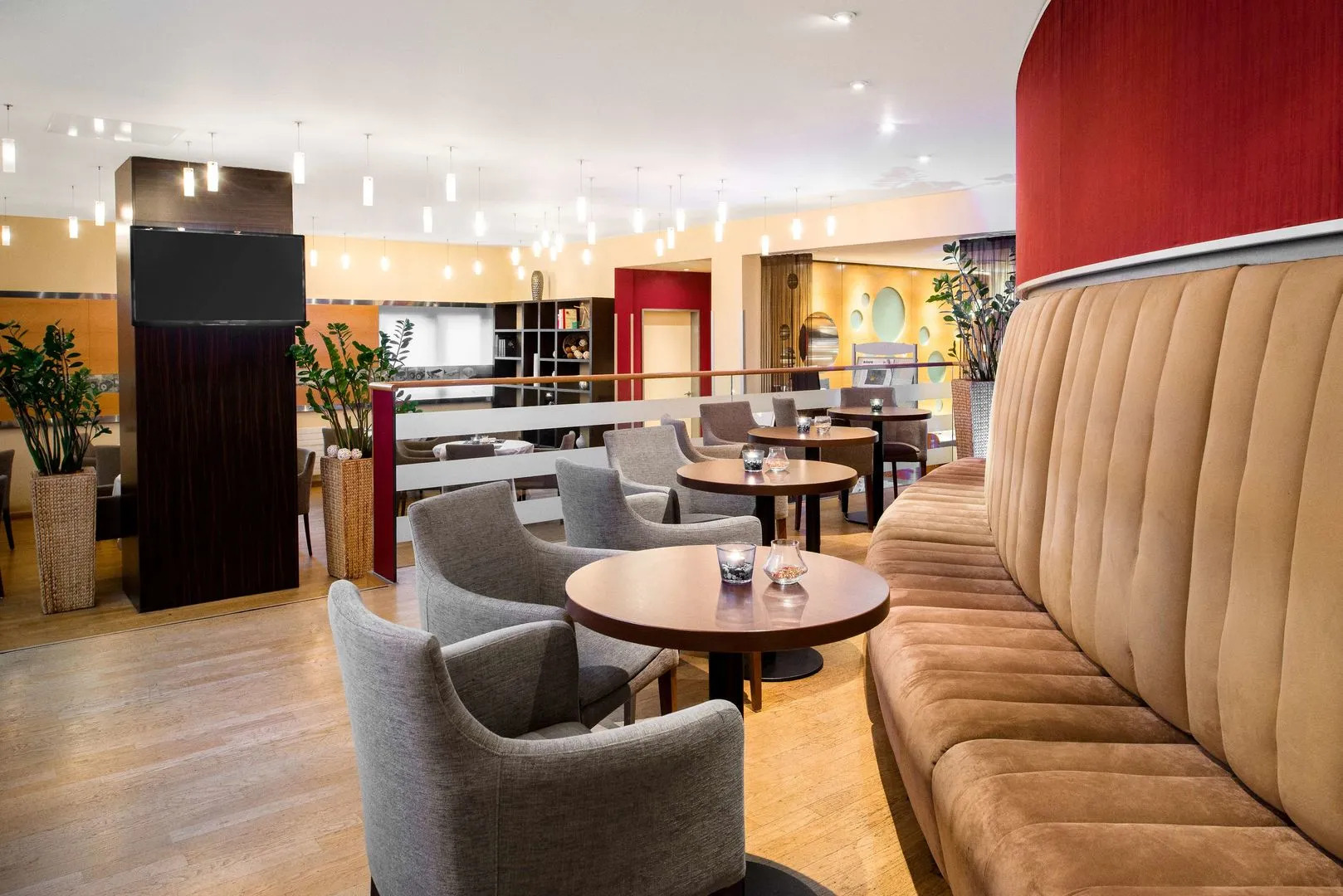 Photo - DORMERO Hotel Zürich Airport