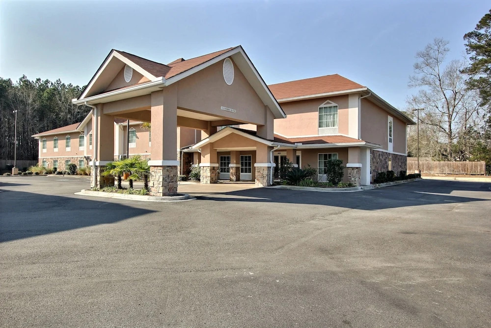 Photo - Magnolia Inn and Suites Pooler