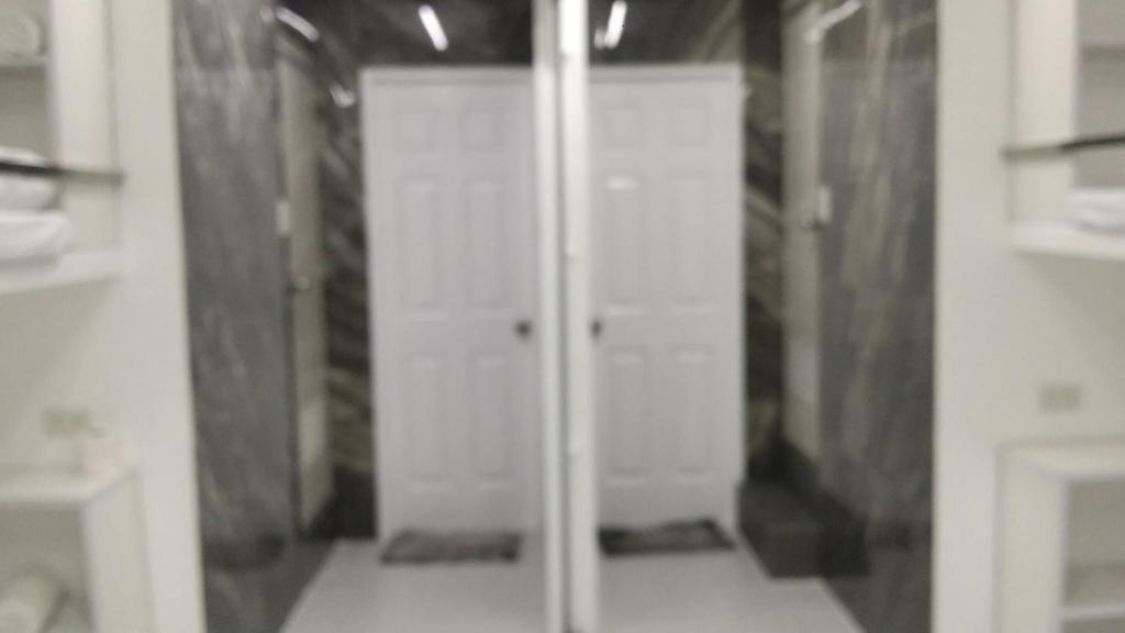 Foto - ERVORUTO HOSTEL 23 Makati