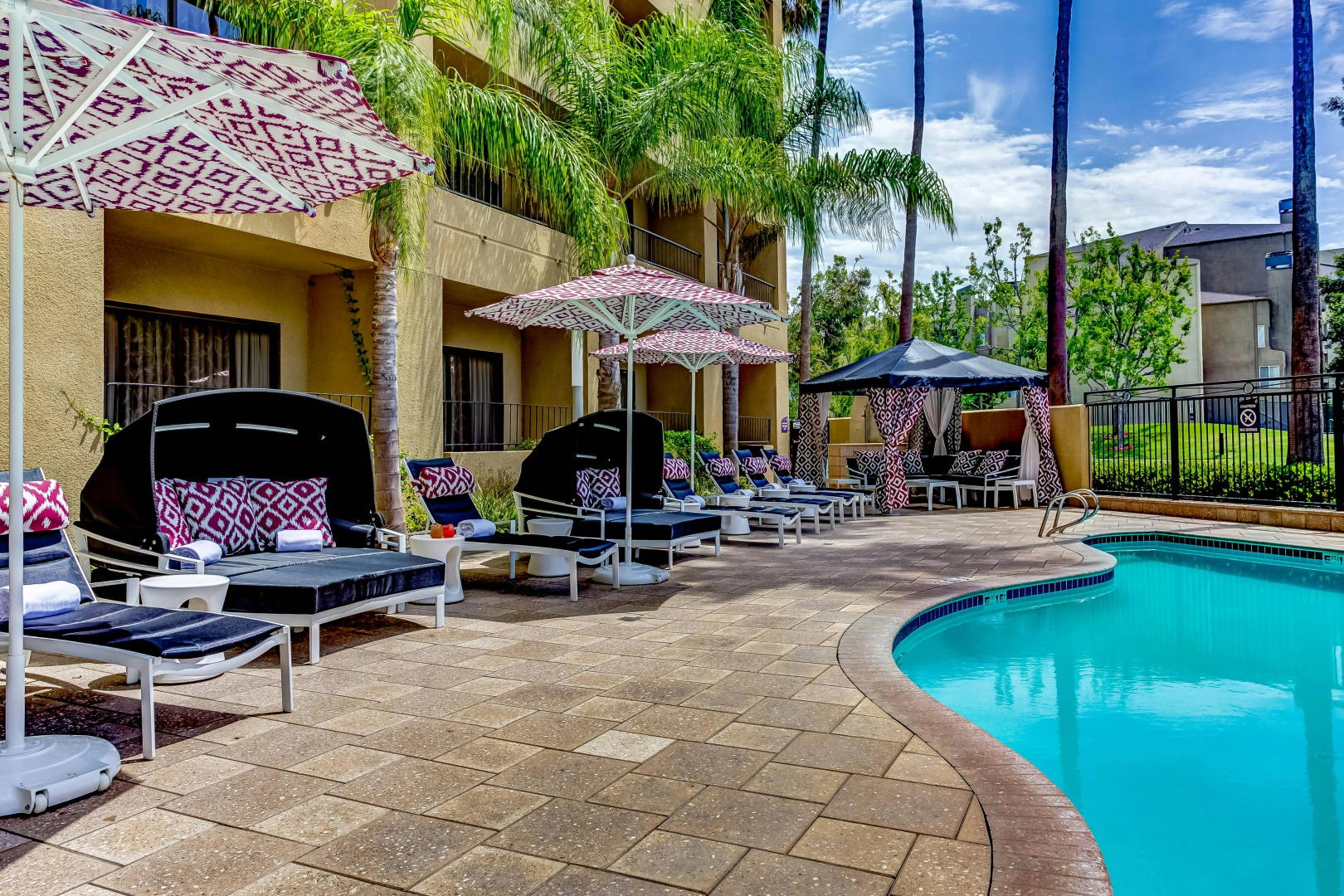 Photo - Avenue of the Arts Costa Mesa, a Tribute Portfolio Hotel
