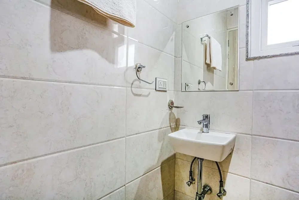 Photo - FabHotel Taugan Inn - Nr Yashobhoomi Convention Centre