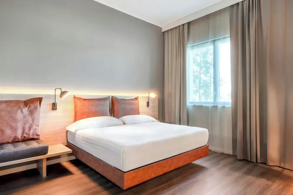 Foto - Moxy Verona