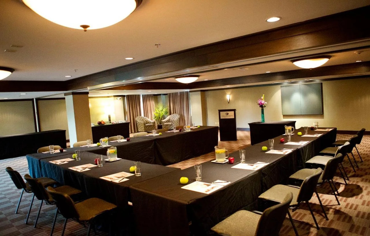 Photo - Executive Suites Hotel and Resort, Squamish