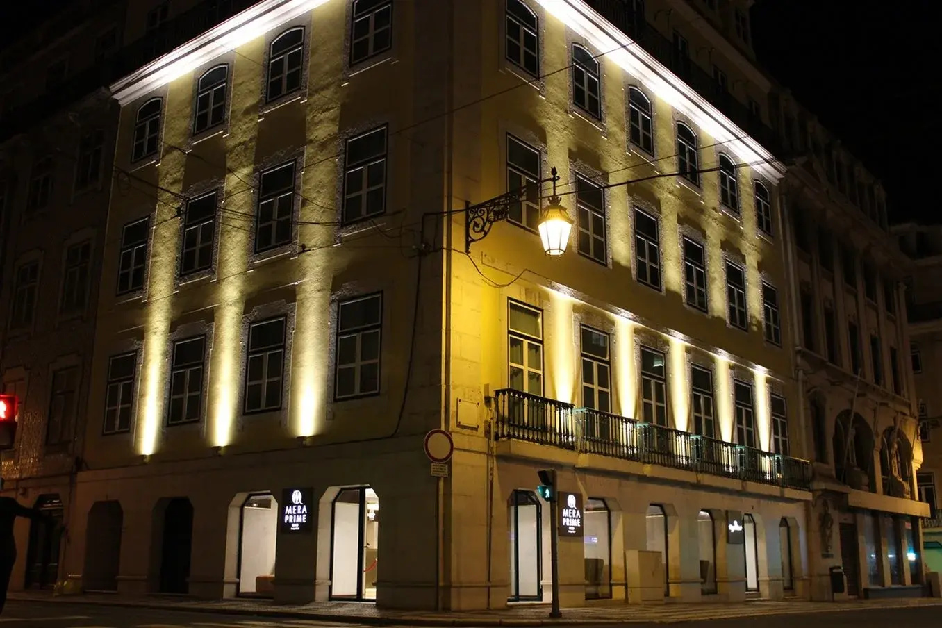 Photo - MeraPrime Gold Design Hotel