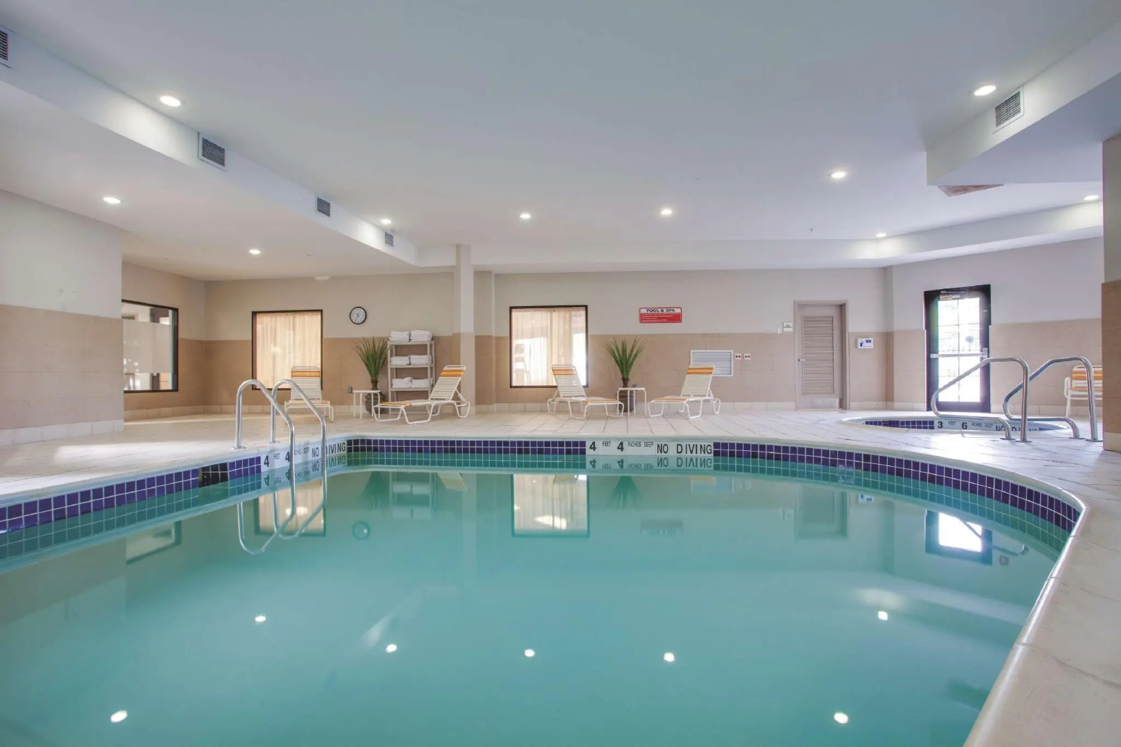 Photo - Comfort Inn & Suites Verona at Turning Stone Resort Casino