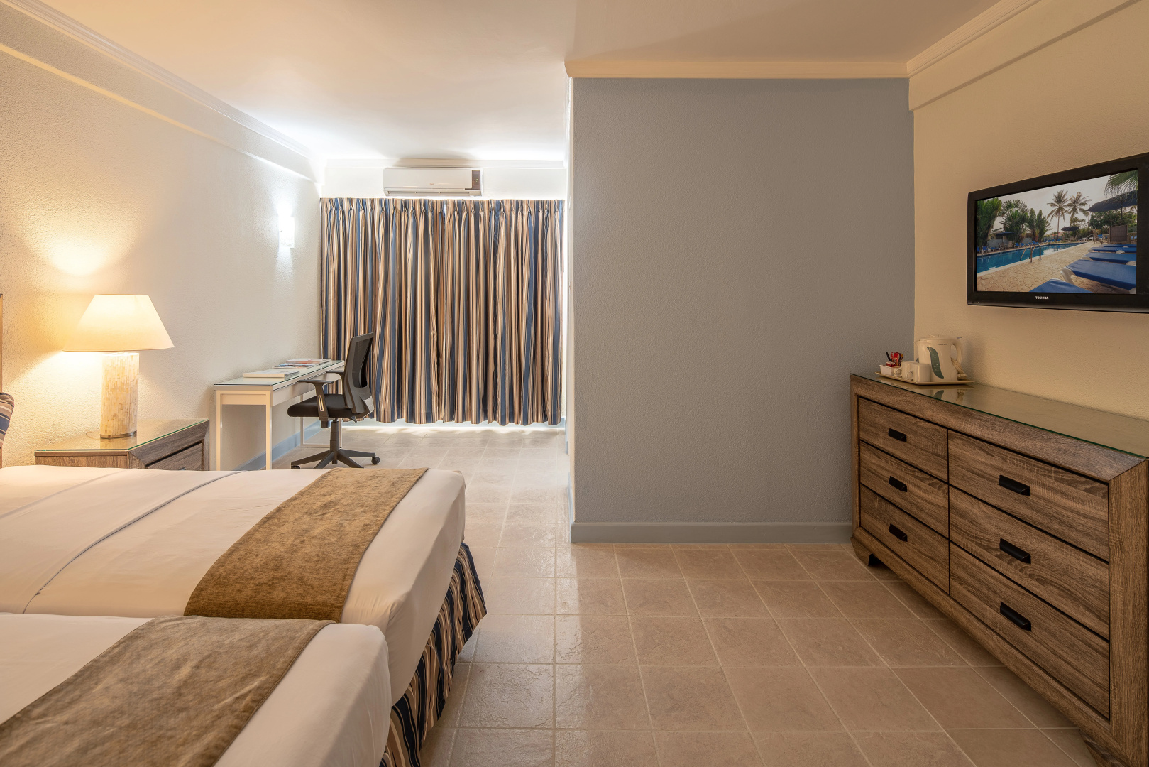 Foto - Time Out Hotel
