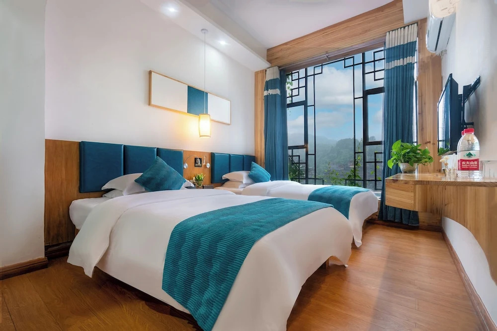 Xijiang Yunting Light Luxury Panoramic