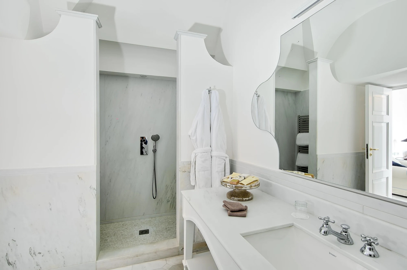 Photo - Bellevue Syrene