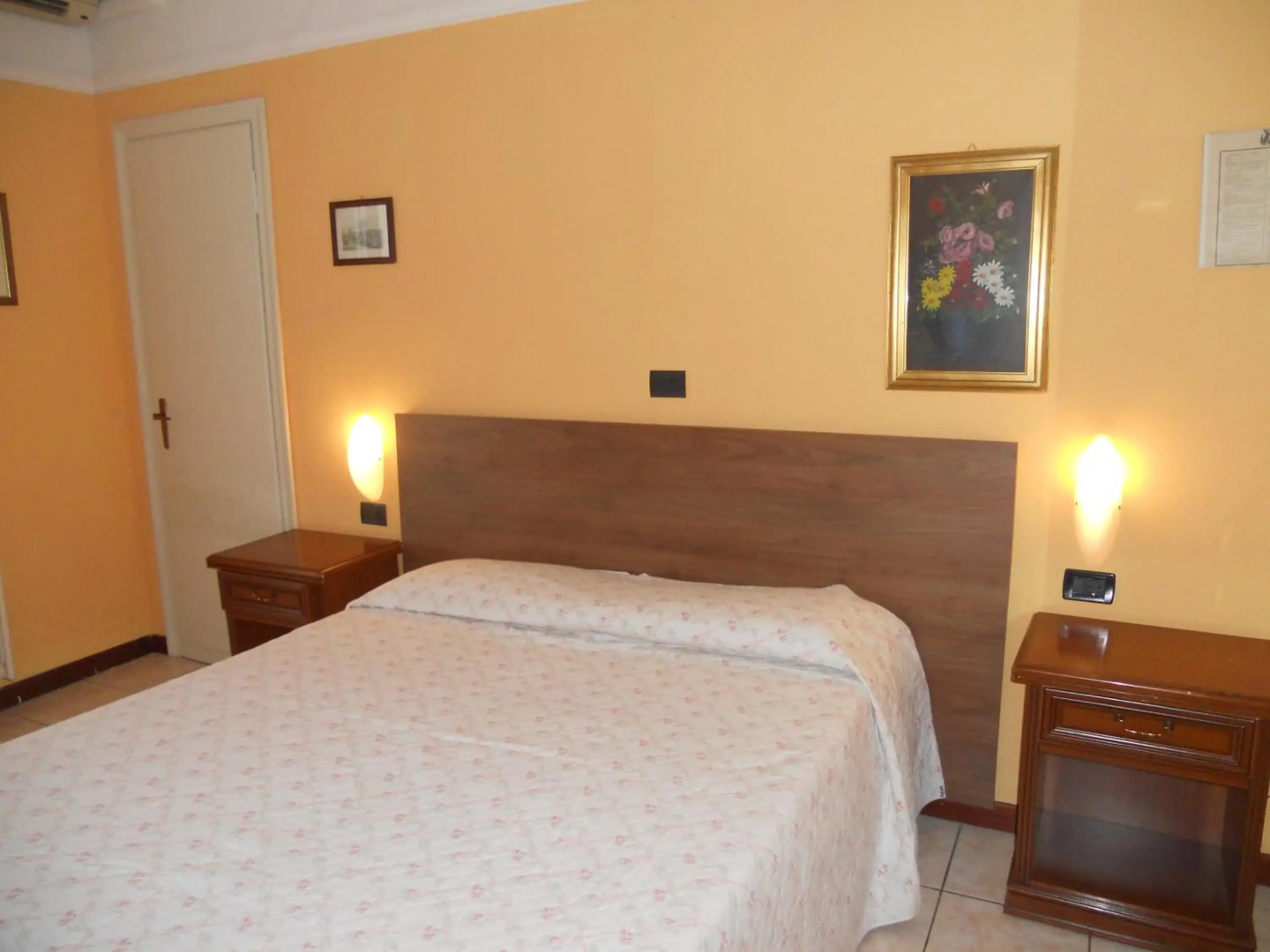 Photo - Hotel Salus