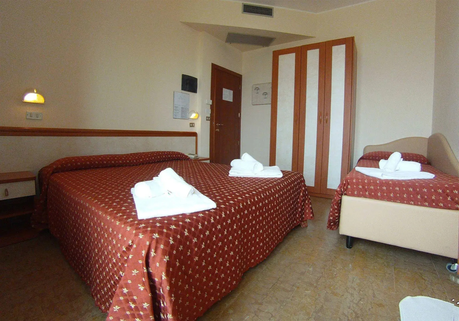 Photo - Hotel Harmony con Piscina panoramica