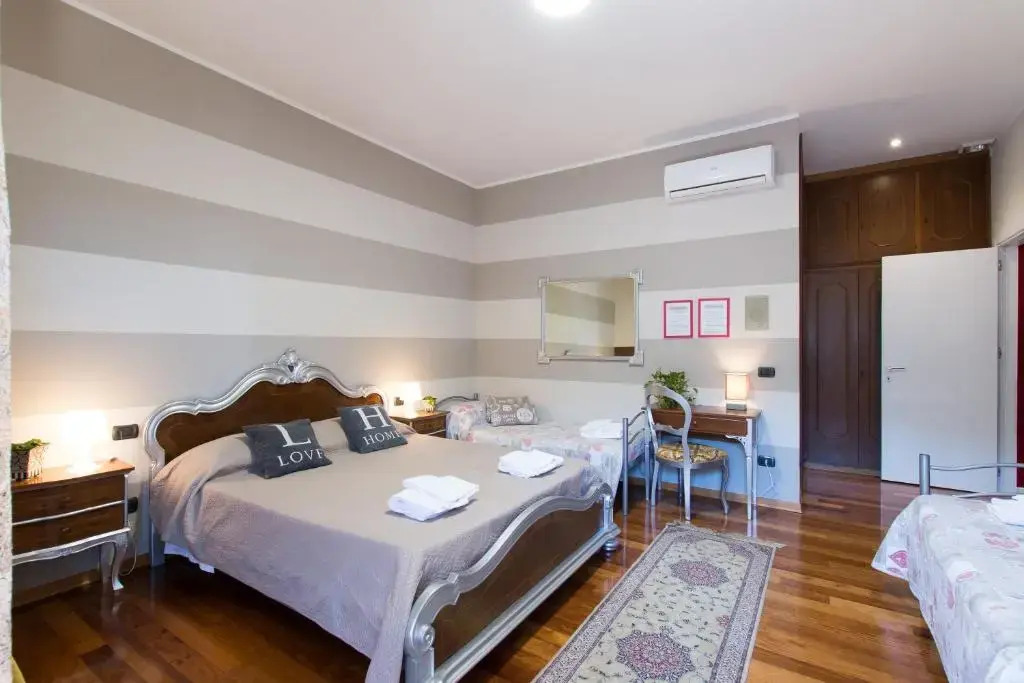 Photo - Villa Boninsegna - Wine Enoteca Verdi -