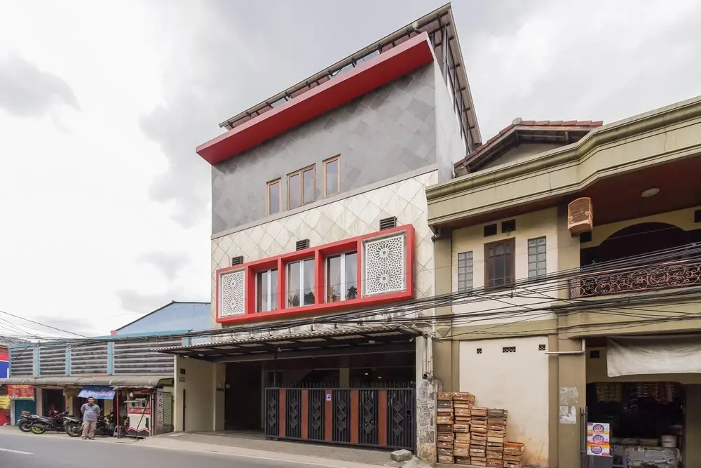 Photo - Urbanview Hotel Cantee Halim Perdanakusuma by RedDoorz