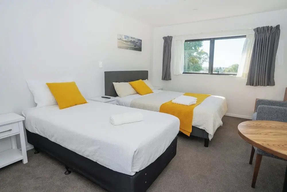 Photo - Yates Park Motel