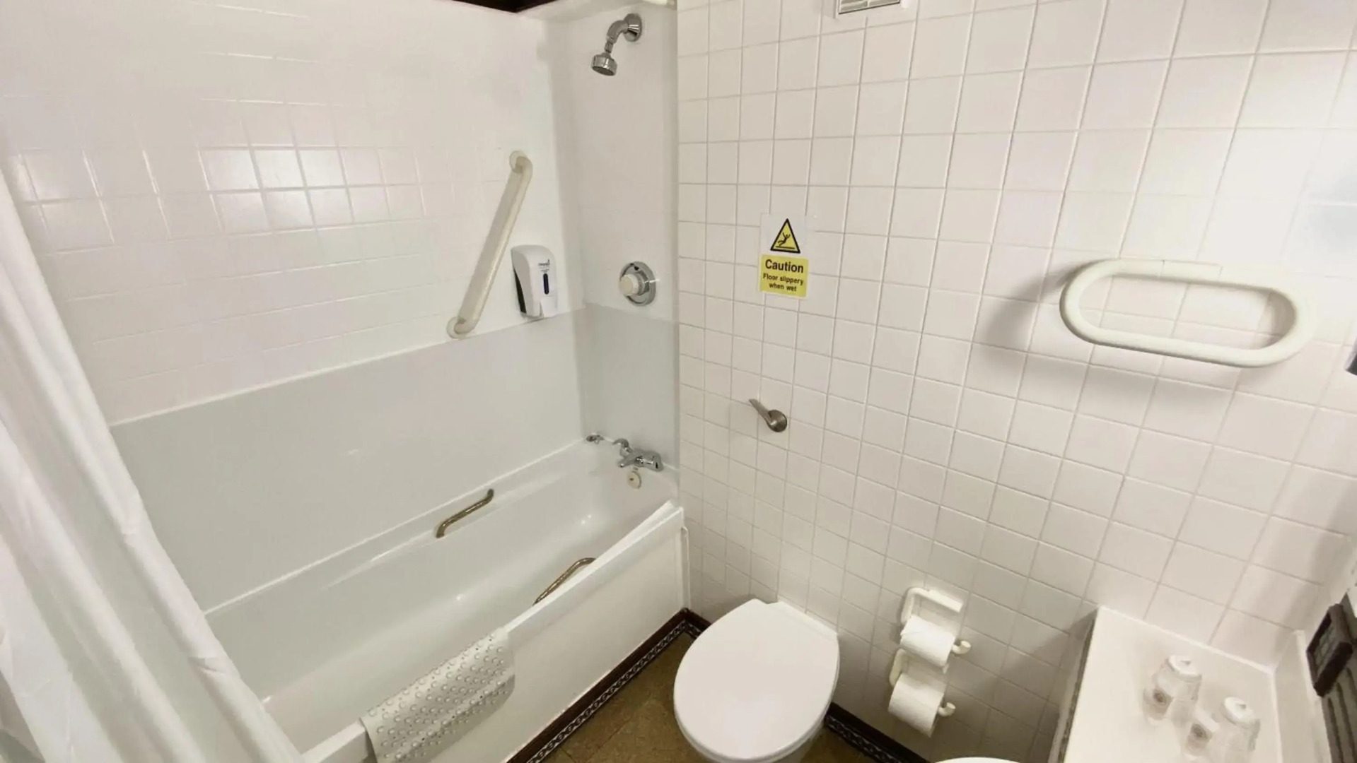 Photo - Prince Regent Hotel Excel London