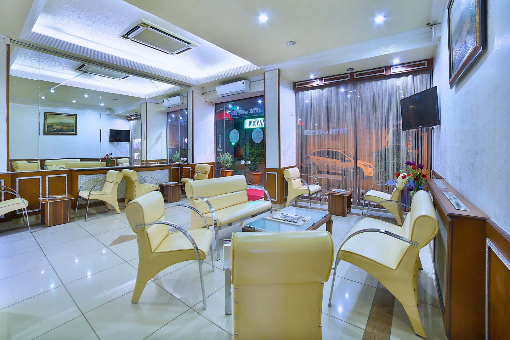 Foto - The Center Hotel