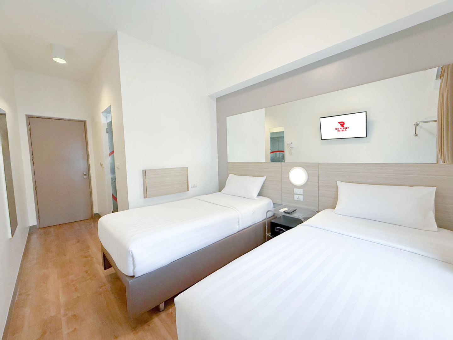 Foto - Red Planet Quezon City Timog