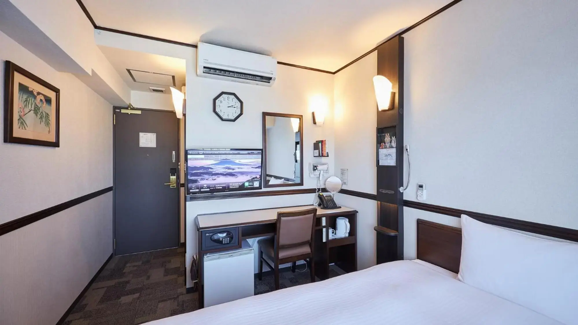 Photo - Toyoko Inn Osaka Tsuruhashi Ekimae