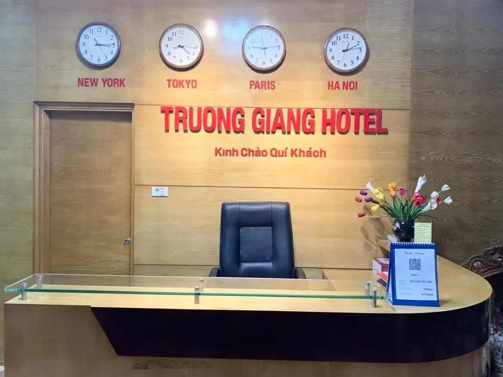 Foto - Trường Giang Hotel HN - by BAY LUXURY