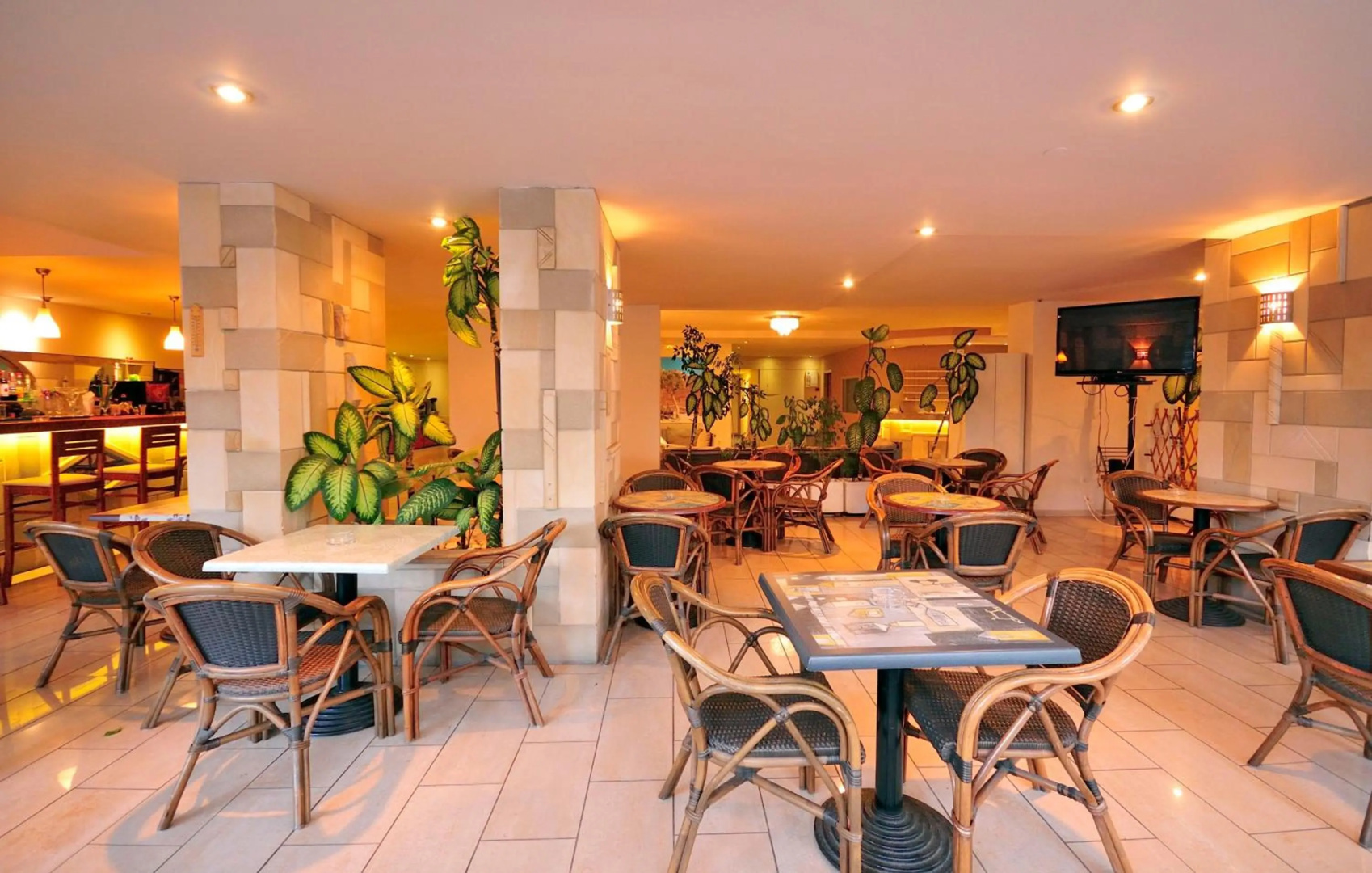 Photo - Carina Hotel
