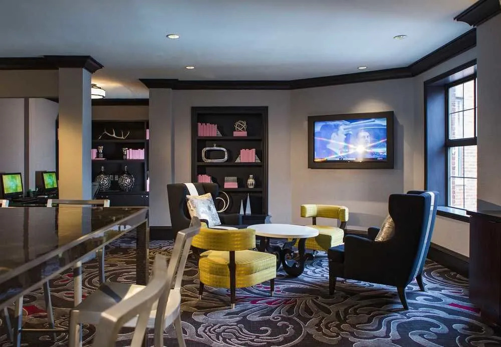 Photo - Courtyard by Marriott Boston Downtown