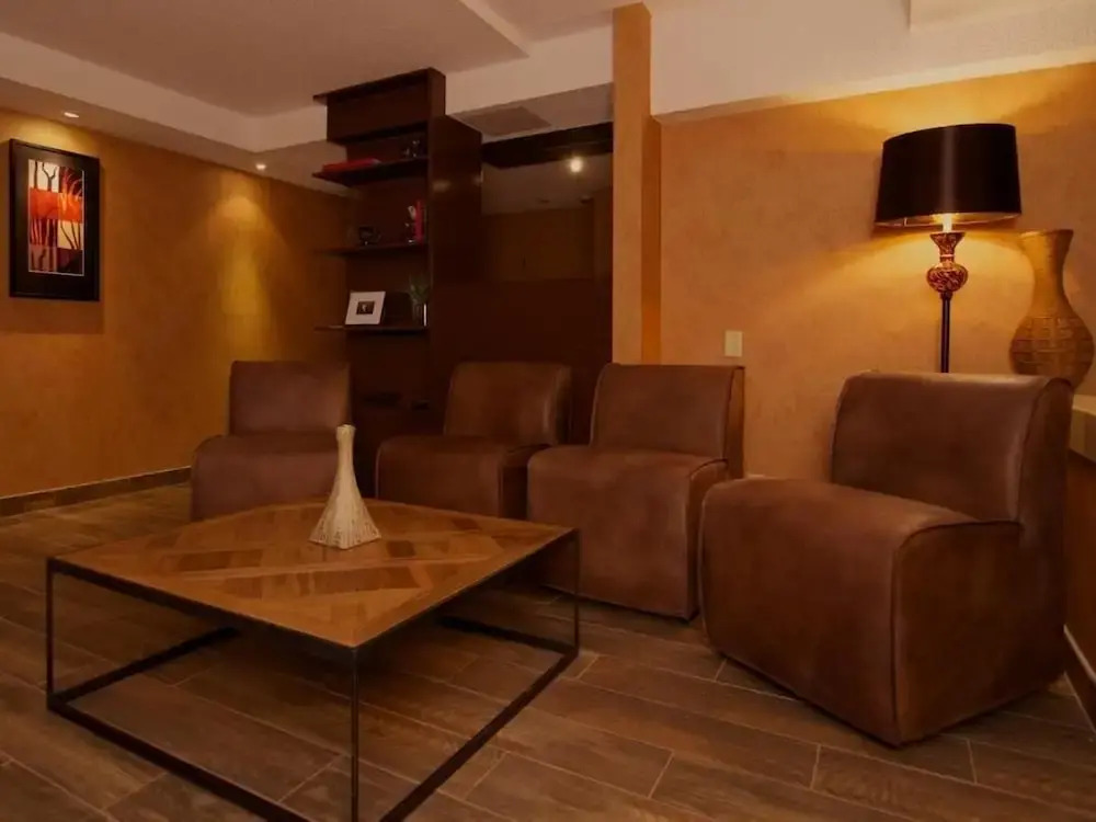 Foto - Mountain Side Hotel Whistler by Executive