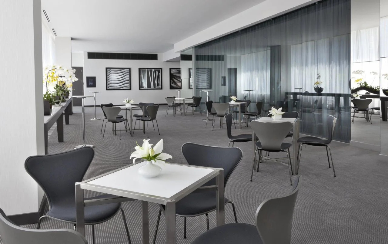 Photo - Radisson Blu Aqua Hotel, Chicago