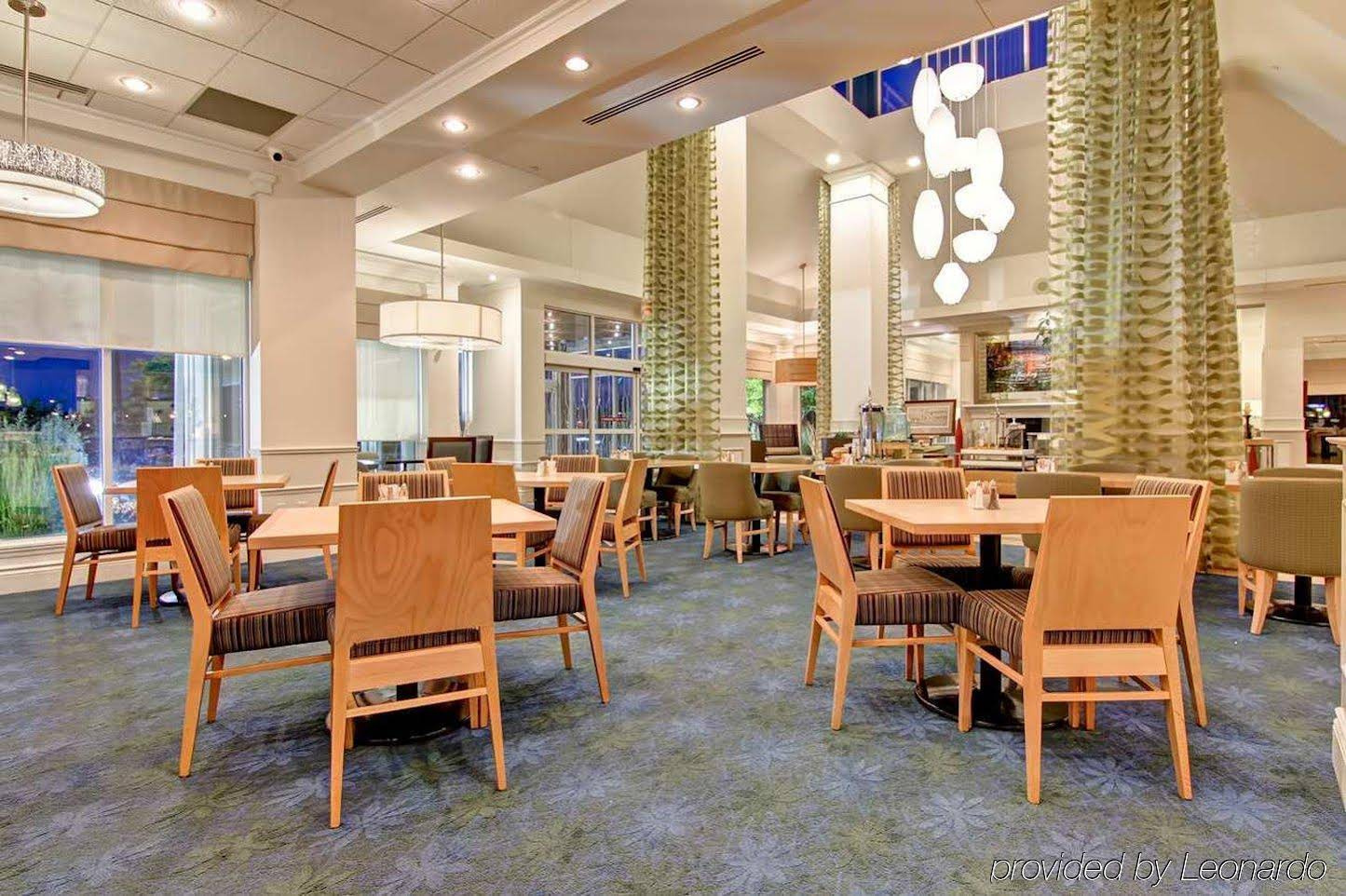 Photo - Hilton Garden Inn Toronto - Mississauga