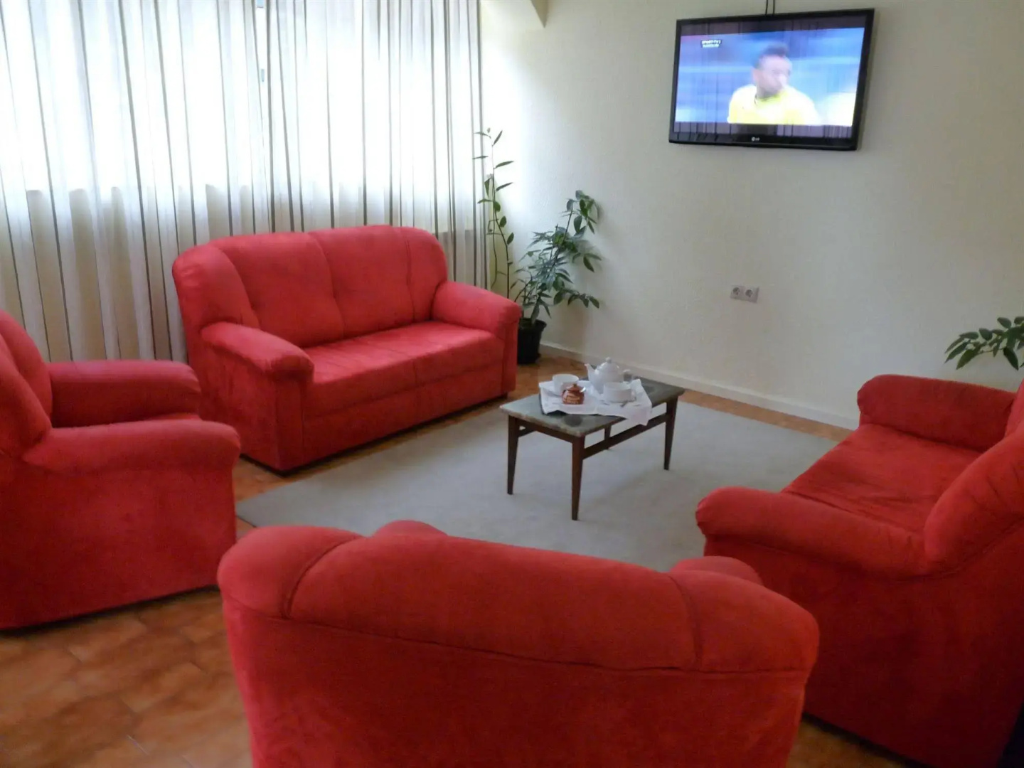 Photo - Adelaide Hotel