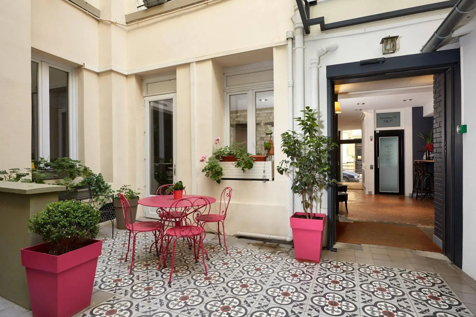 Photo - Hotel Grand Coeur Latin