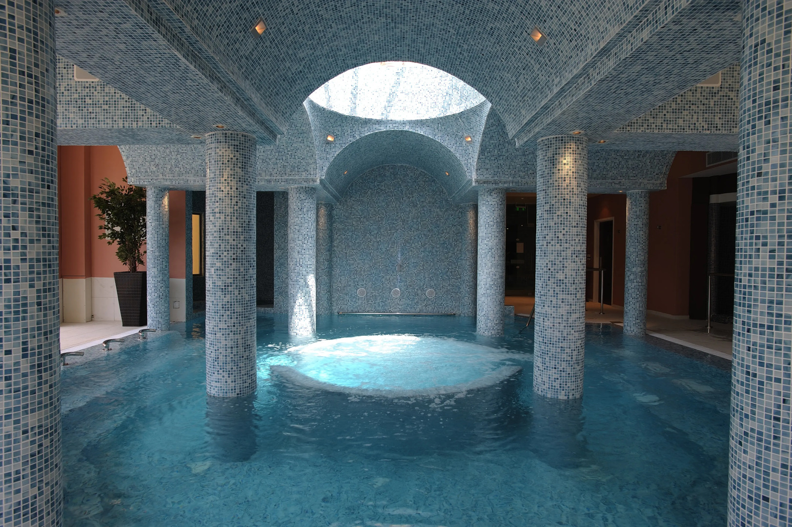 Photo - St George Beach Hotel & Spa Resort