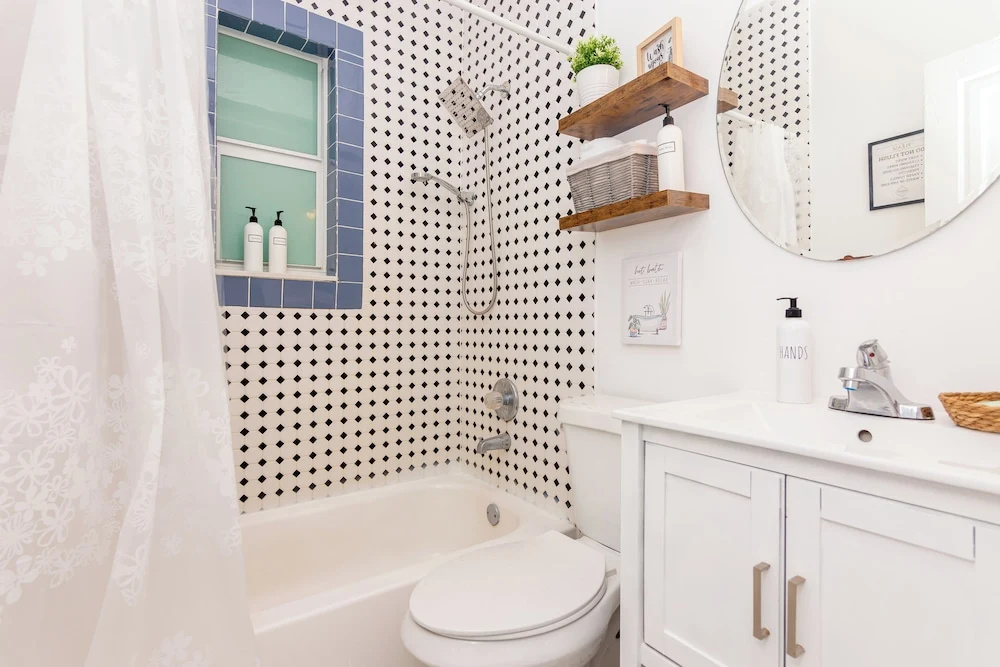 Photo - West Deco Boutique Apartments