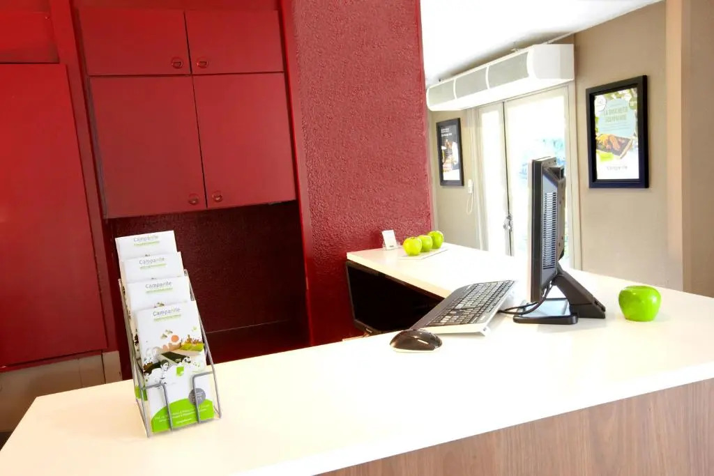Foto - B&B HOTEL Avignon Sud Parc des Expositions