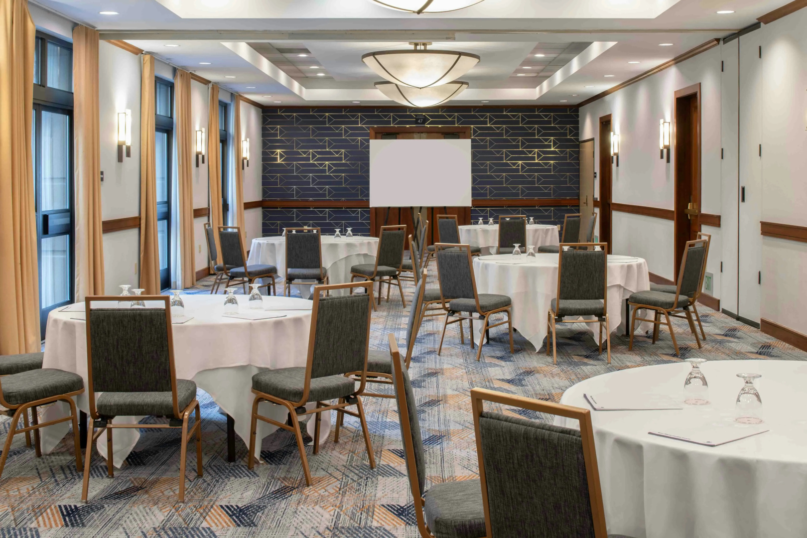 Photo - DoubleTree by Hilton San Francisco Airport