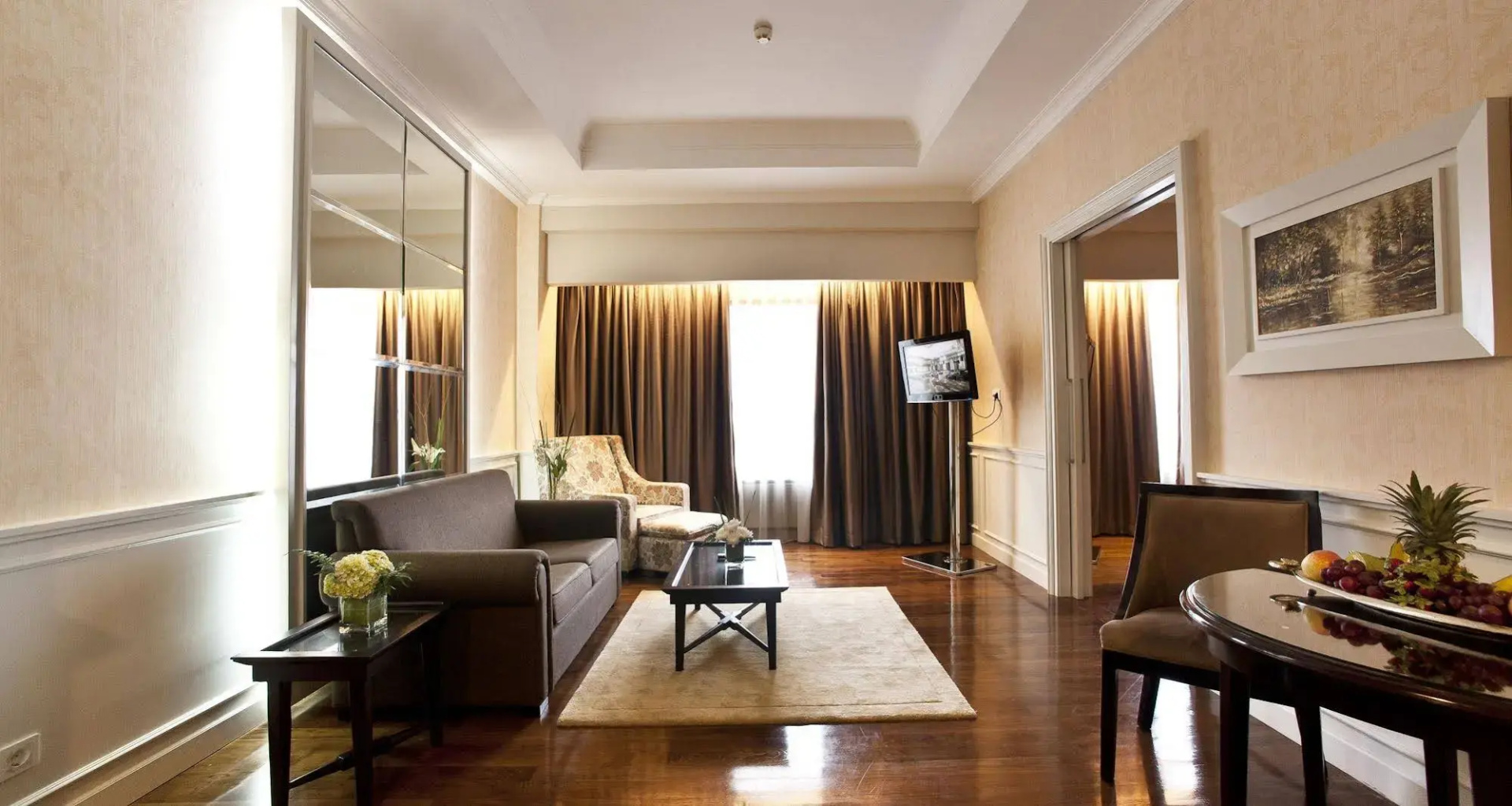 Photo - Royal Kuningan Hotel