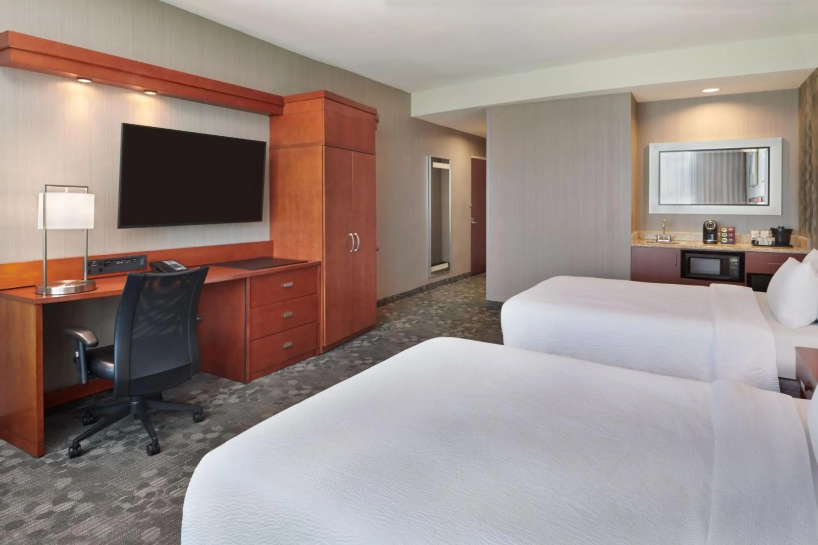 Photo - Courtyard by Marriott Ottawa East