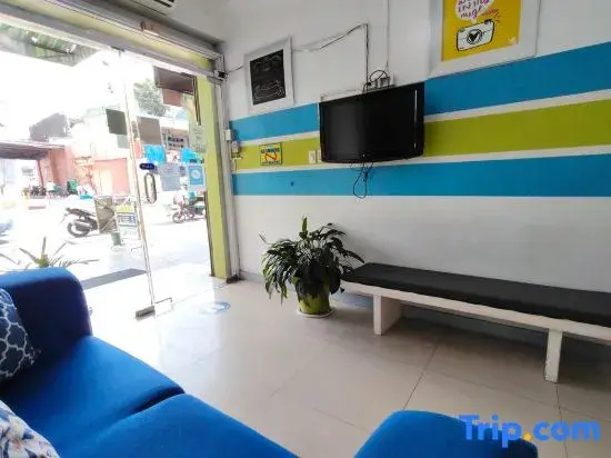 Foto - Yuj Inn Pasay
