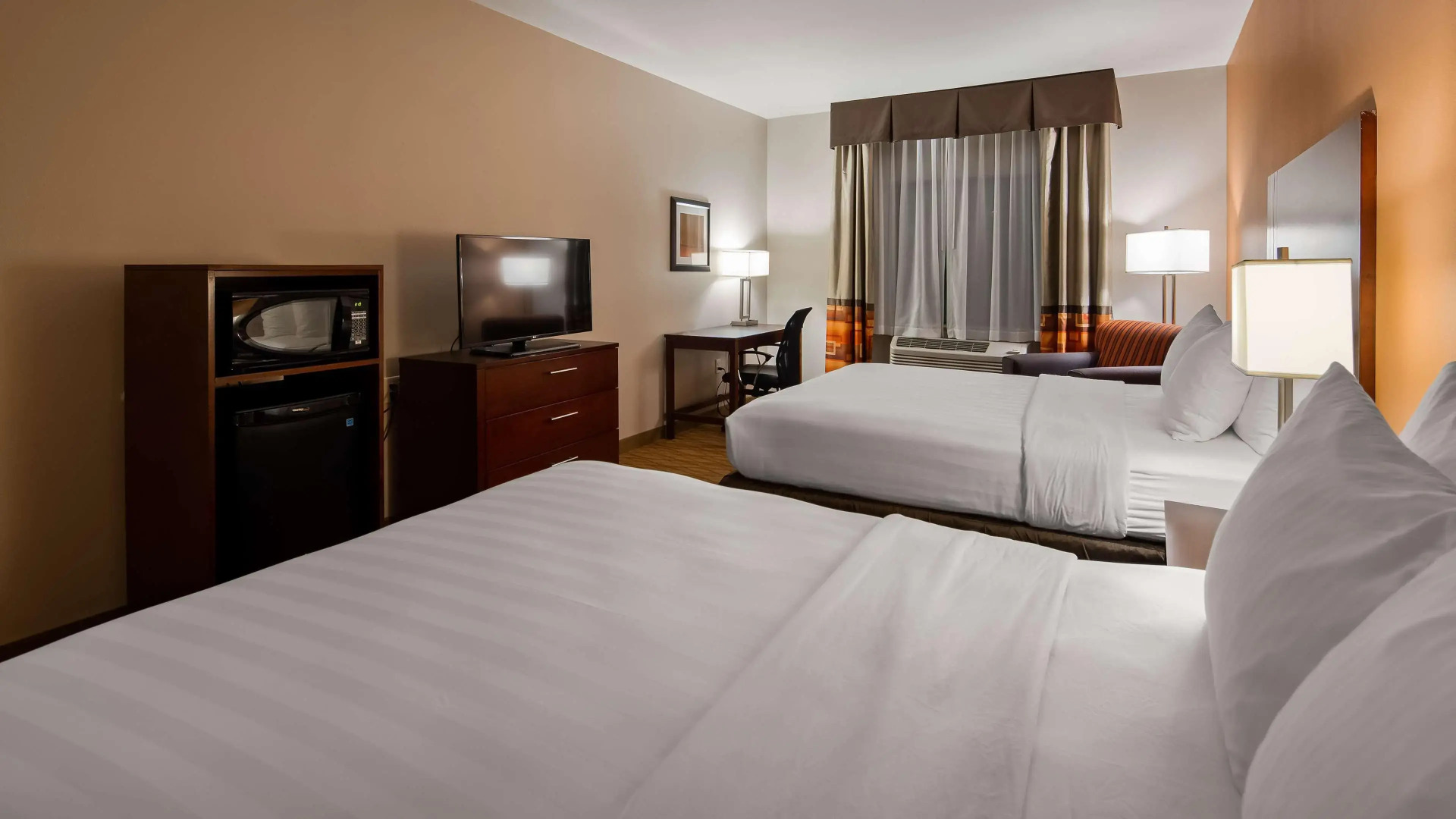 Photo - Best Western Plus Spring Inn & Suites
