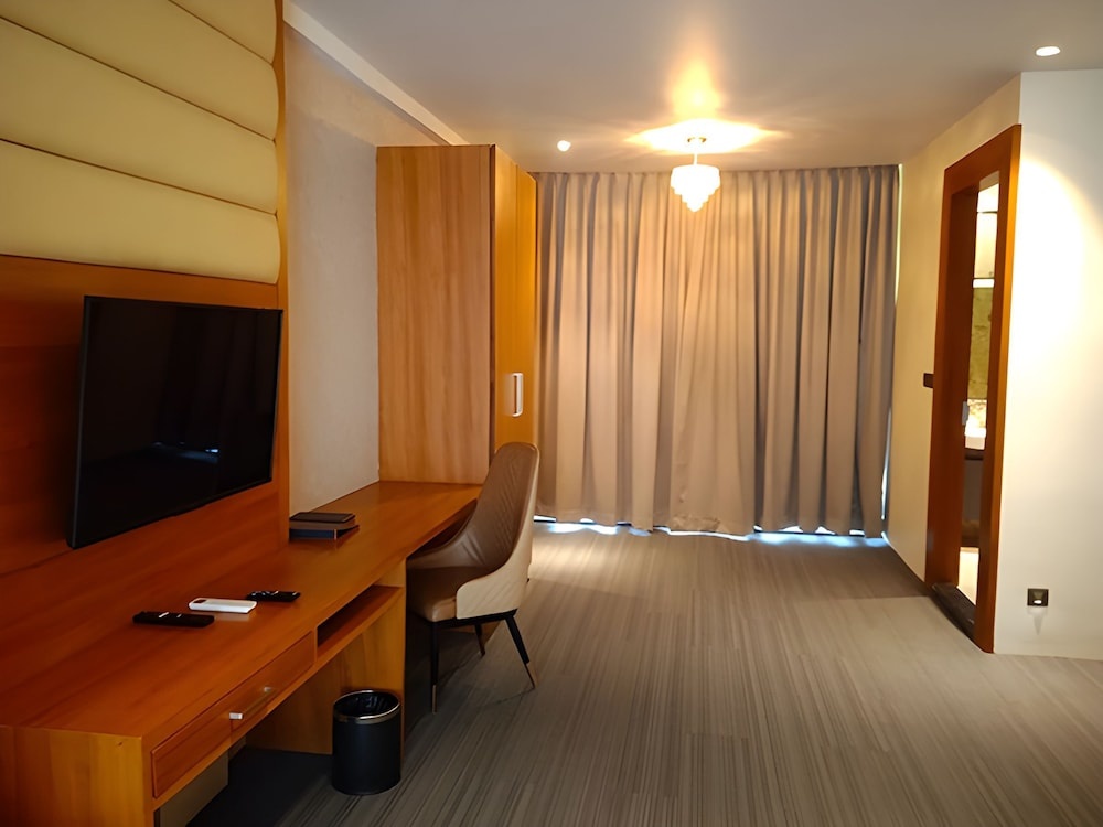 Global Village Luxury Resorts